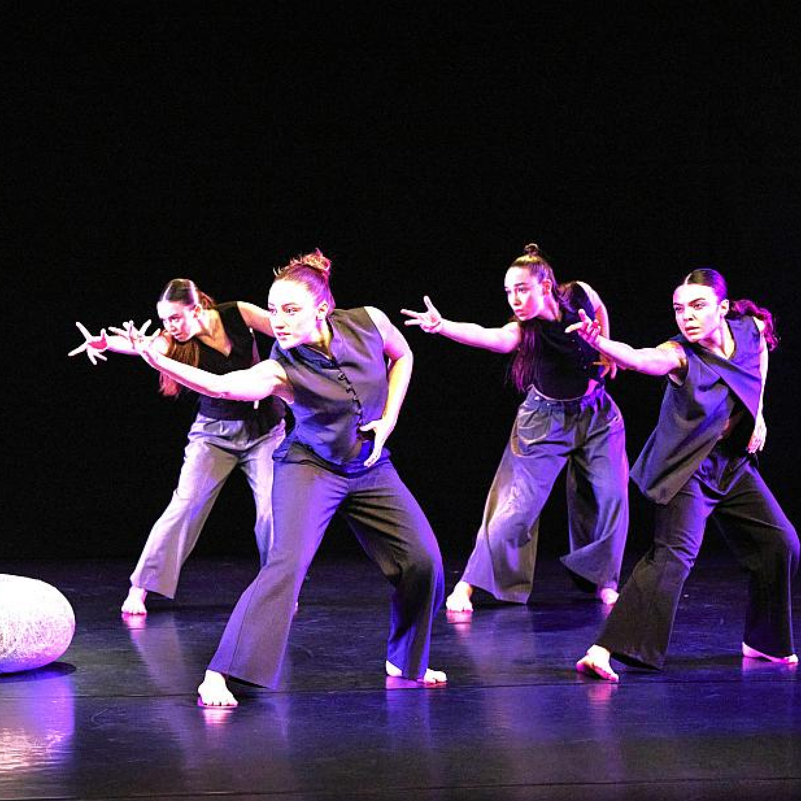 KAYU – wo Körper Form wird mit der Strado Compagnia Danza aus Ulm