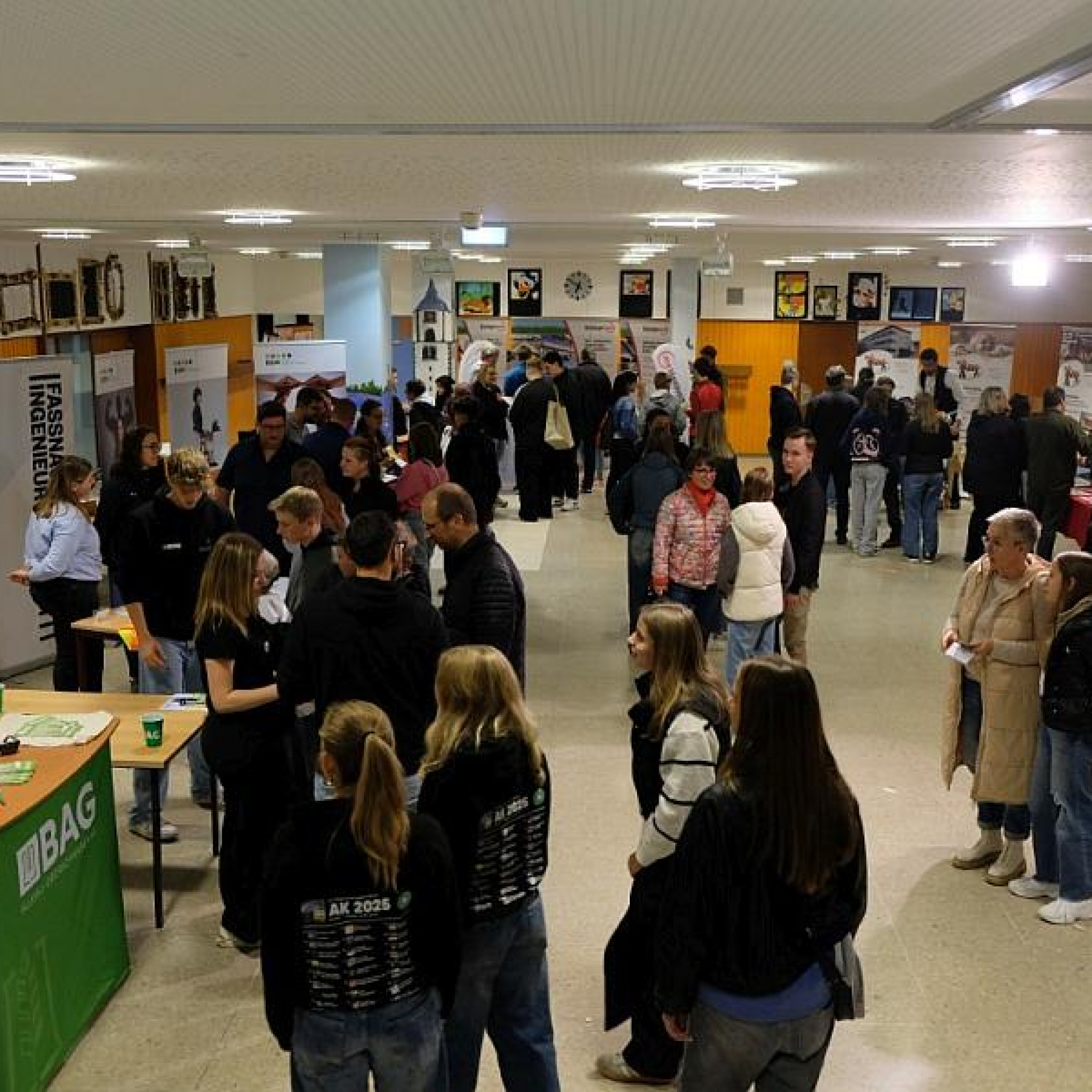 56 Aussteller beim „Markt der Berufe“ in Bad Wurzach 